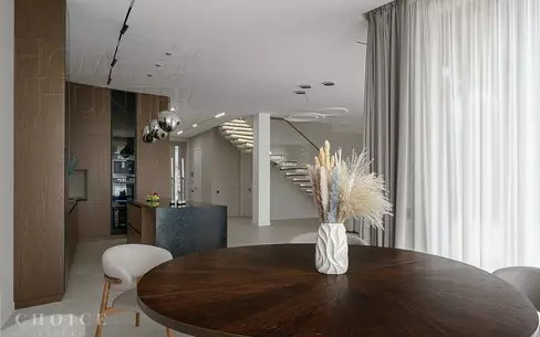 2-этажный коттедж 349.7 м² с отделкой