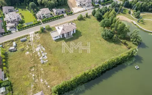 2-этажный коттедж 550 м² без отделки