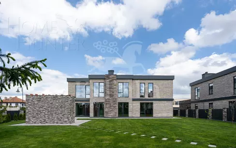 2-этажный коттедж 520.5 м² без отделки