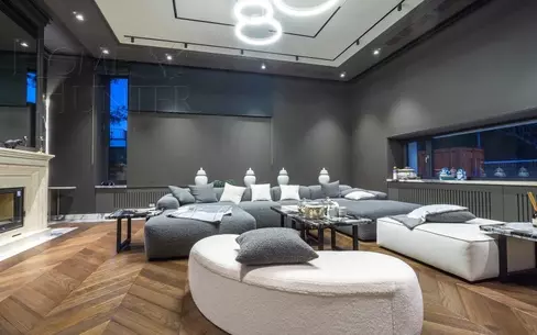 2-этажный коттедж 2 500 м² с отделкой
