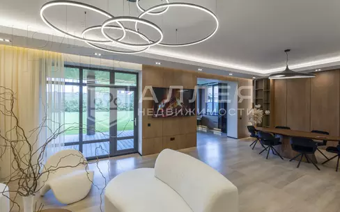 2-этажный коттедж 340 м² с отделкой