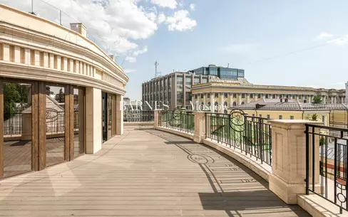 3-УРОВНЕВЫЕ АПАРТАМЕНТЫ БЕЗ ОТДЕЛКИ 664.7 М² НА 3 ЭТАЖЕ