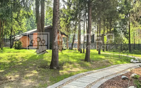 2-этажный коттедж 200 м² с отделкой
