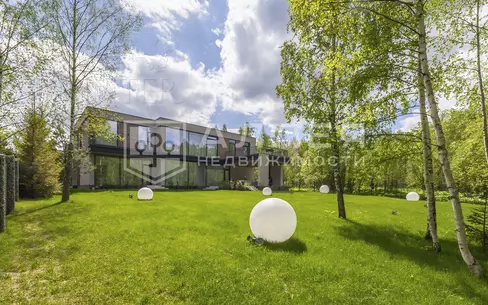 2-этажный коттедж 627.5 м² с отделкой