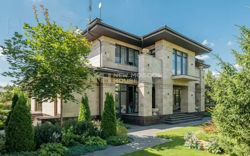 2-этажный коттедж 650 м² с отделкой