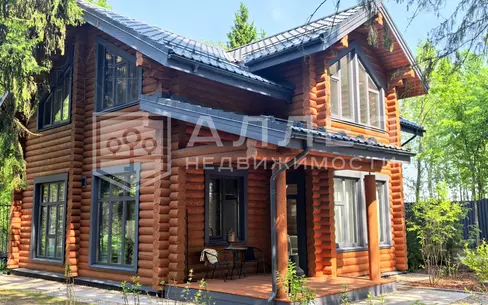 2-этажный коттедж 200 м² с отделкой