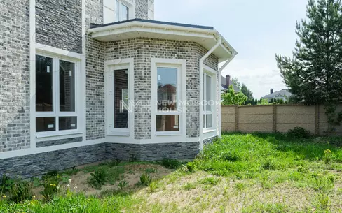 2-этажный коттедж 300 м² без отделки