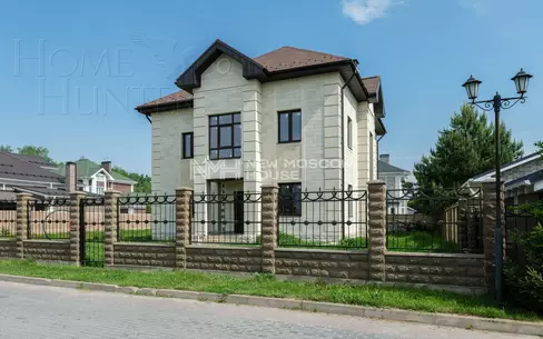 2-этажный коттедж 310 м² без отделки