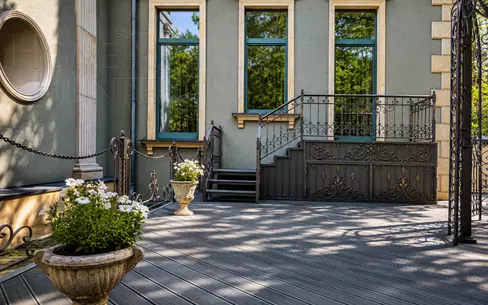 2-этажный коттедж 1 500 м² с отделкой