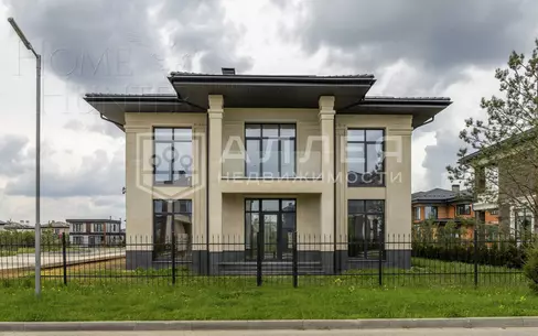 2-этажный коттедж 310 м² без отделки
