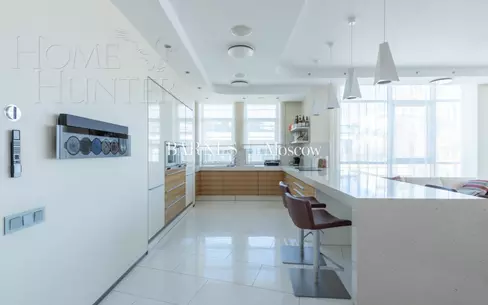 3-КОМН. КВАРТИРА С ОТДЕЛКОЙ 200.8 М² НА 5 ЭТАЖЕ
