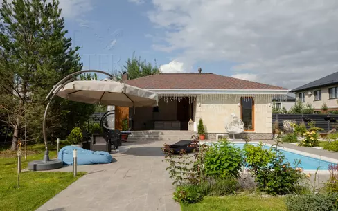 2-этажный коттедж 550 м² с отделкой