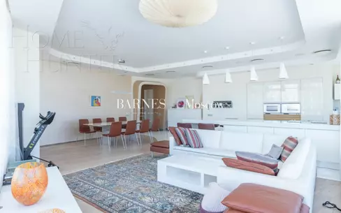 3-КОМН. КВАРТИРА С ОТДЕЛКОЙ 200.8 М² НА 5 ЭТАЖЕ