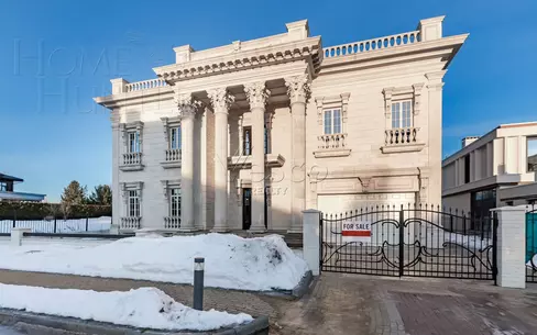 2-этажный коттедж 890 м² без отделки