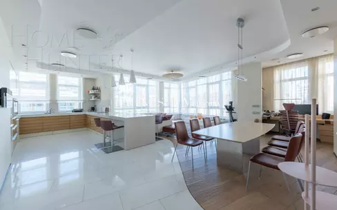 3-КОМН. КВАРТИРА С ОТДЕЛКОЙ 200.8 М² НА 5 ЭТАЖЕ