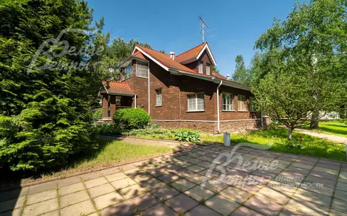 2-этажный коттедж 334 м² с отделкой