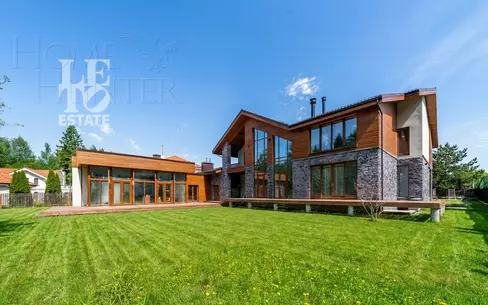 2-этажный коттедж 1 150 м² без отделки