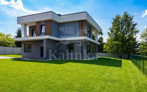 2-этажный коттедж 253 м² без отделки