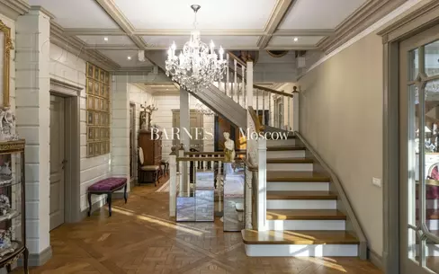 2-этажный коттедж 530 м² с отделкой
