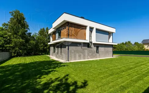 2-этажный коттедж 253 м² без отделки