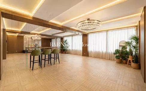 2-УРОВНЕВЫЙ ТАУНХАУС С ОТДЕЛКОЙ 360 М² НА 1 ЭТАЖЕ