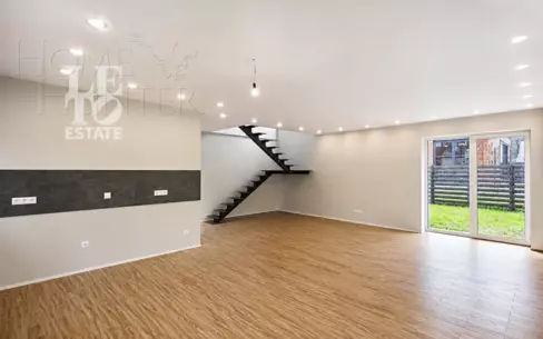 2-этажный коттедж 240 м² без отделки