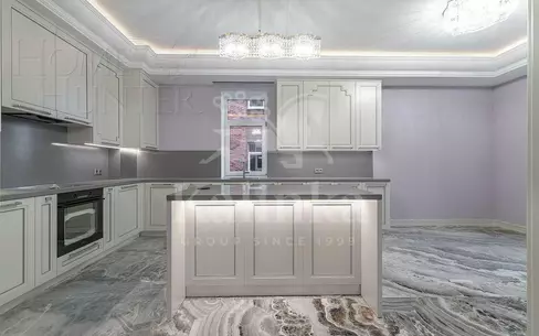 2-этажный коттедж 400 м² с отделкой