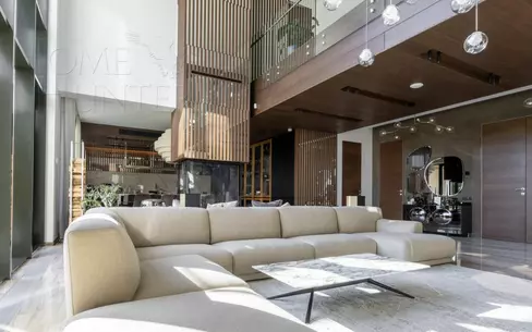 3-этажный коттедж 550 м² с отделкой