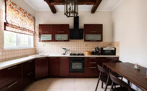 3-этажный коттедж 250 м² с отделкой