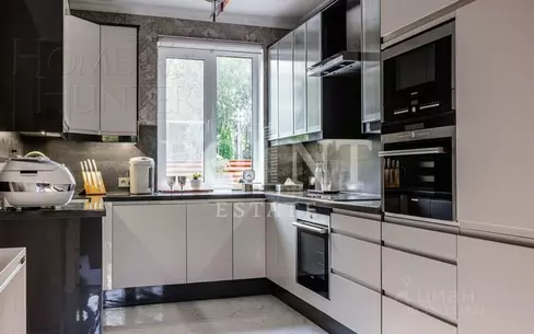 2-этажный коттедж 400 м² с отделкой