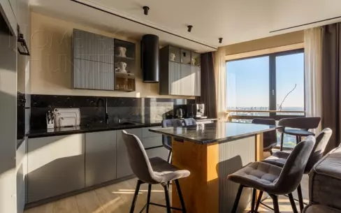 3-КОМН. КВАРТИРА С ОТДЕЛКОЙ 108.6 М² НА 52 ЭТАЖЕ