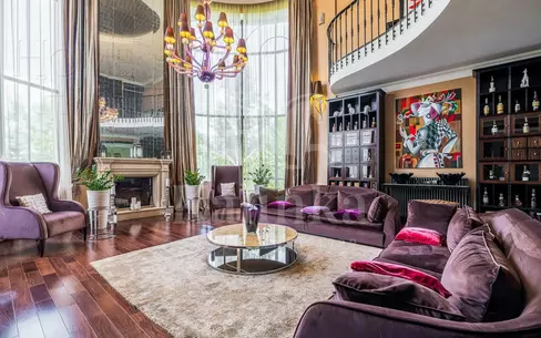 2-этажный коттедж 850 м² с отделкой