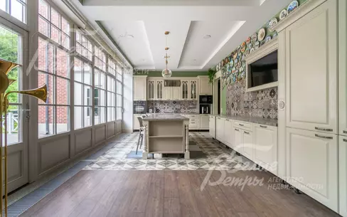 2-этажный коттедж 344 м² без отделки