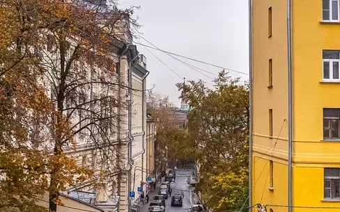 4-КОМН. КВАРТИРА С ОТДЕЛКОЙ 211.6 М² НА 3 ЭТАЖЕ