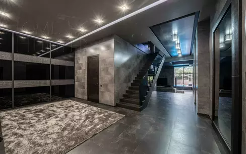 2-этажный коттедж 450 м² с отделкой