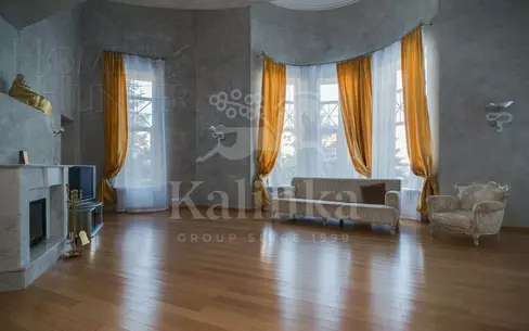 2-этажный коттедж 450 м² с отделкой