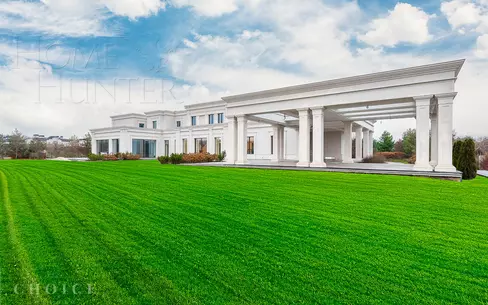 2-этажный коттедж 4 400 м² с отделкой