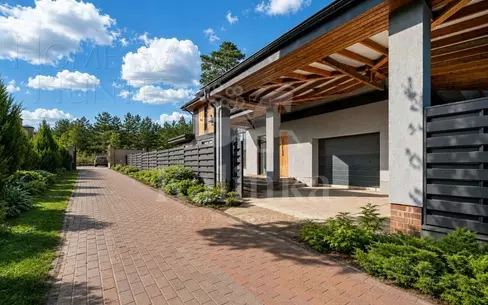 2-этажный коттедж 370 м² без отделки