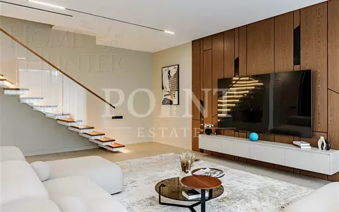 2-этажный коттедж 349.7 м² с отделкой