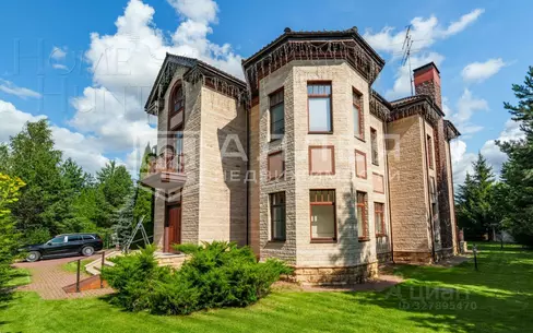 2-этажный коттедж 1 378 м² с отделкой
