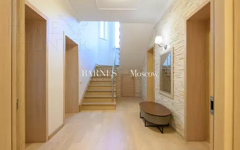 2-этажный коттедж 230 м² с отделкой