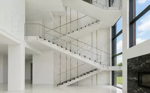 КОТТЕДЖ 920 м² с отделкой