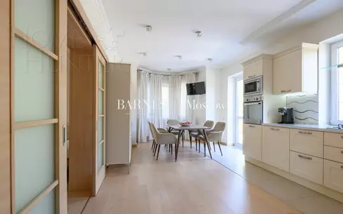 2-этажный коттедж 230 м² с отделкой