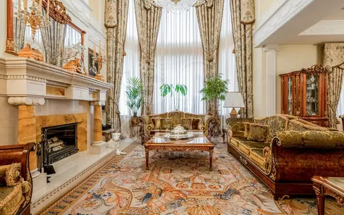 2-этажный коттедж 1 300 м² с отделкой