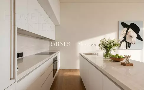 3-КОМН. АПАРТАМЕНТЫ С ОТДЕЛКОЙ 126 М² НА 2 ЭТАЖЕ