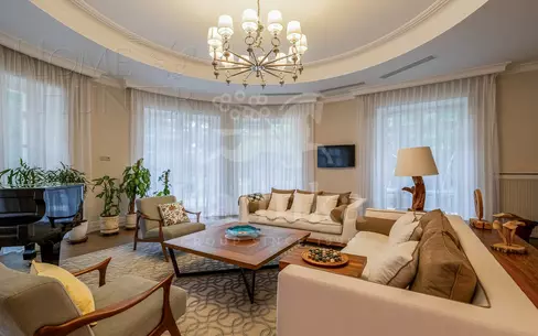 3-этажный коттедж 928.2 м² с отделкой