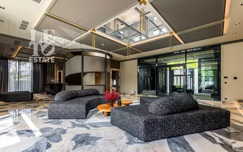 2-этажный коттедж 2 430 м² с отделкой