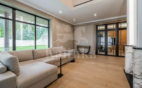 2-этажный коттедж 654.7 м² с отделкой