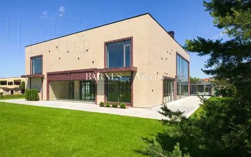 2-этажный коттедж 1 500 м² с отделкой