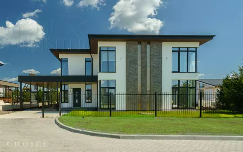 2-этажный коттедж 245 м² с отделкой